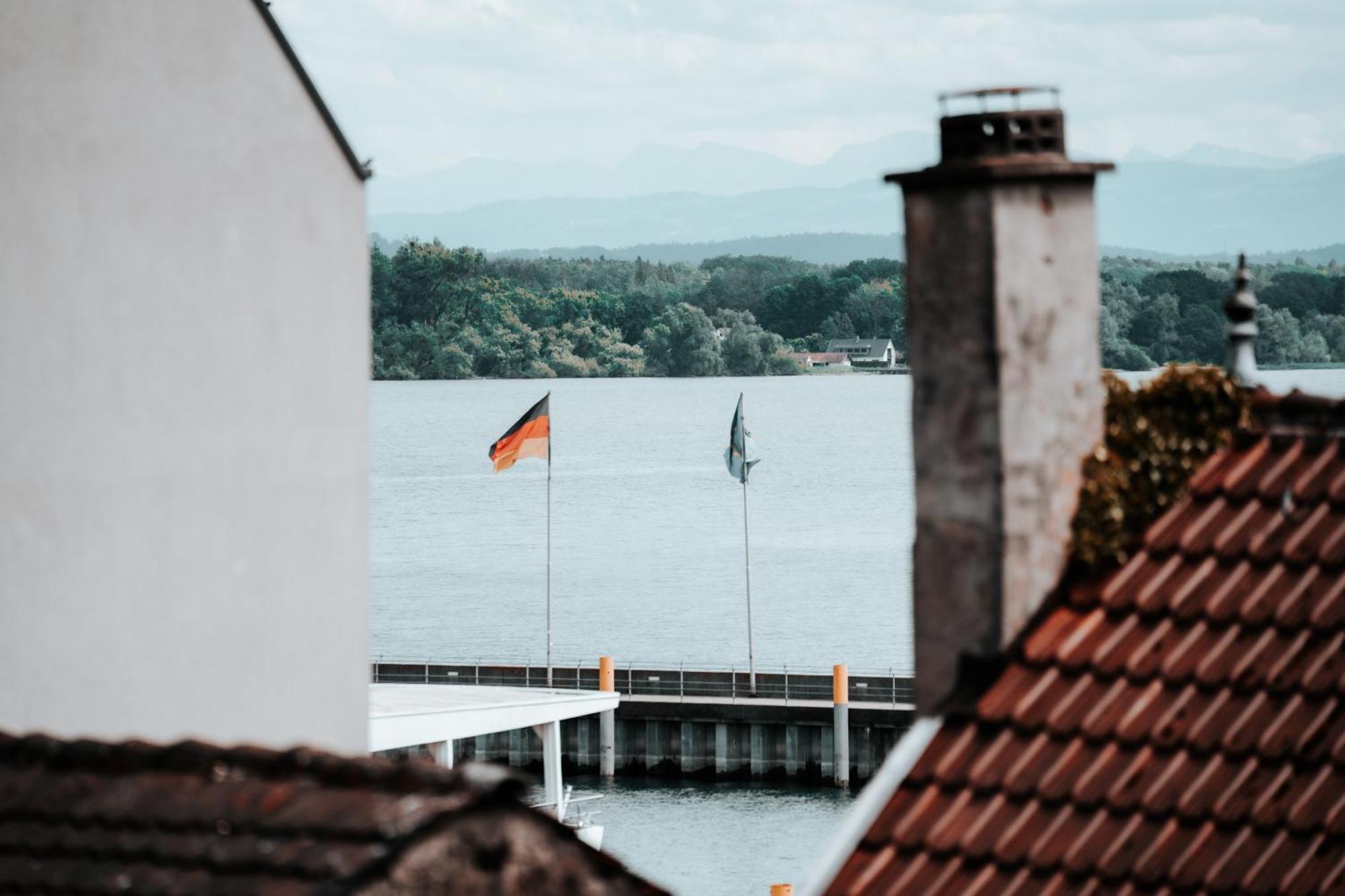 Ferienwohnung Ella - Direkt Am Bodensee Friedrichshafen Kültér fotó